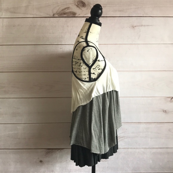 Ruffle Tiered Tank Top - Picture 6 of 7